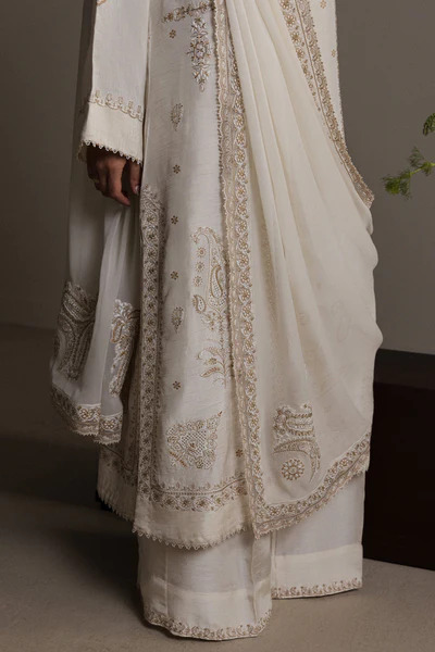 Zara Shahjahan Embroidered 3 Piece Lawn Suit - Image 4