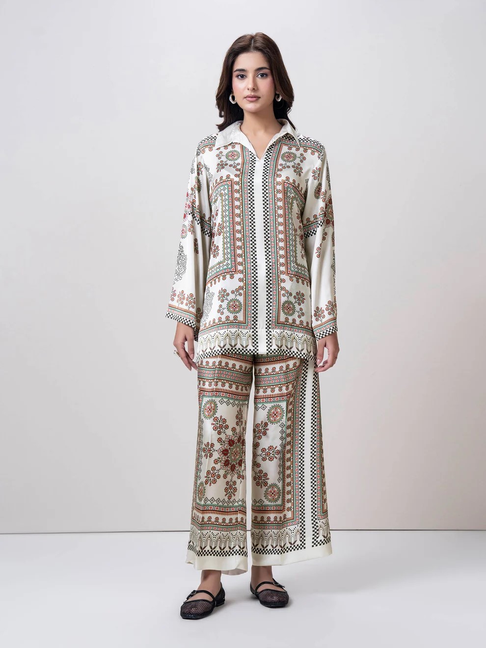 Afsana 2 Piece Lawn Suit - Image 3